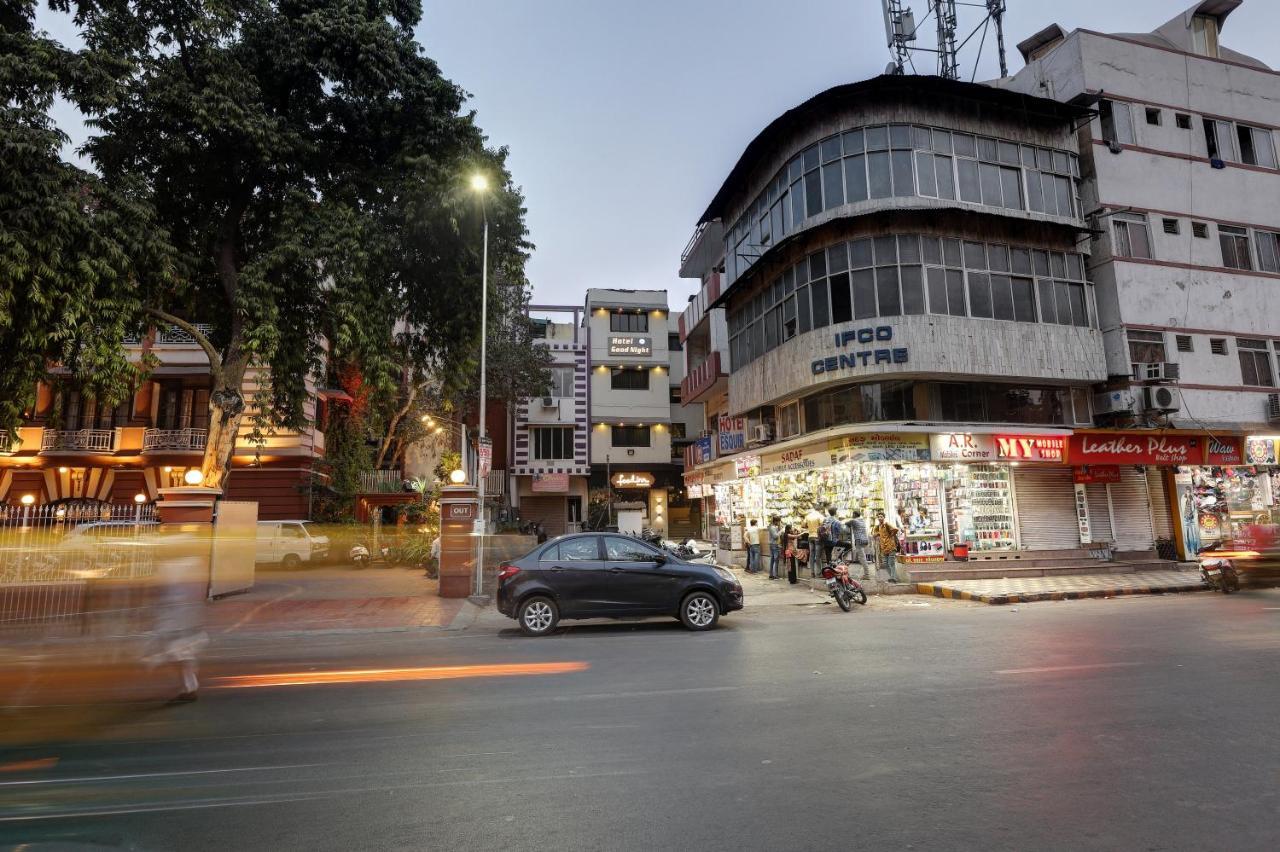 Hotel Good Night Ahmedabad Exteriör bild